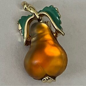 Vintage Molded Glass & Enameled Metal Pear Fruit Mini Pin Brooch Retro